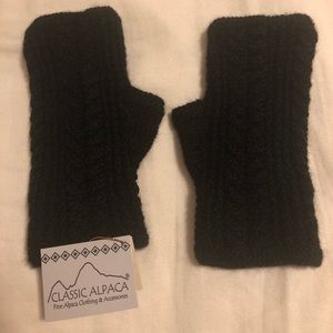 Classic Alpaca Fingerless Gloves